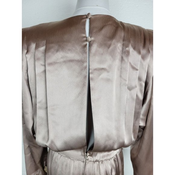 Vintage NWT Morgan Taylor Satin Champagne Taupe Open Back Jumpsuit Sz 8 - Picture 7 of 15